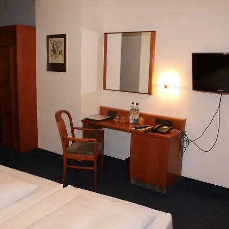 ホテル Hotel-gasthof Wilde Rose 3*
