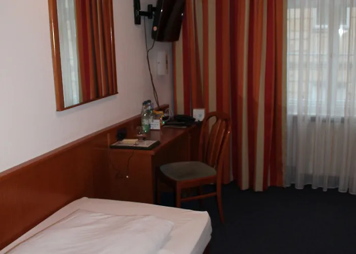 מלון Hotel-gasthof Wilde Rose